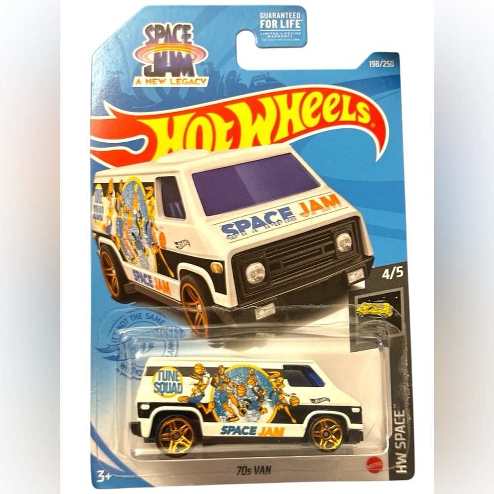 NWT Hot Wheels 70s Van - Space Jam